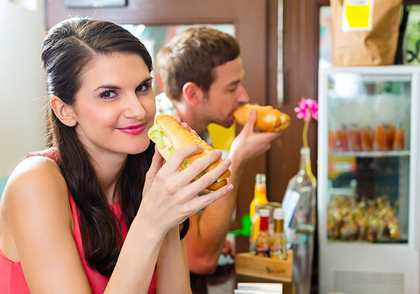 Zur Mittagspause oder Abendessen - der Hunger wird bei Croque Paris belohnt